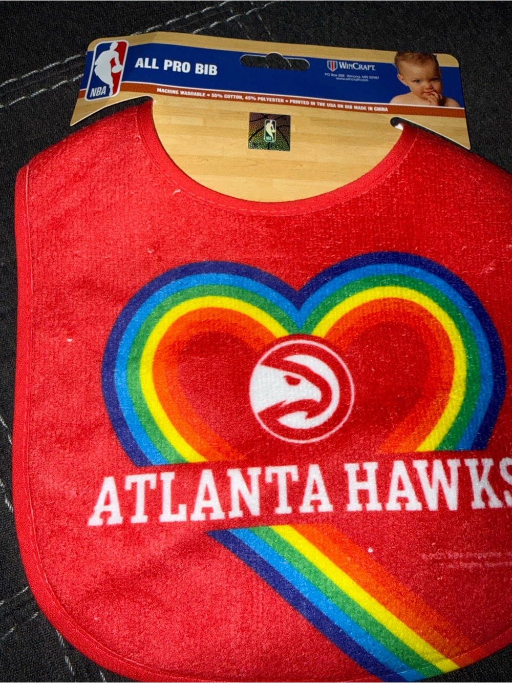 Atlanta Hawks Kids Red Rainbow Heart Bib